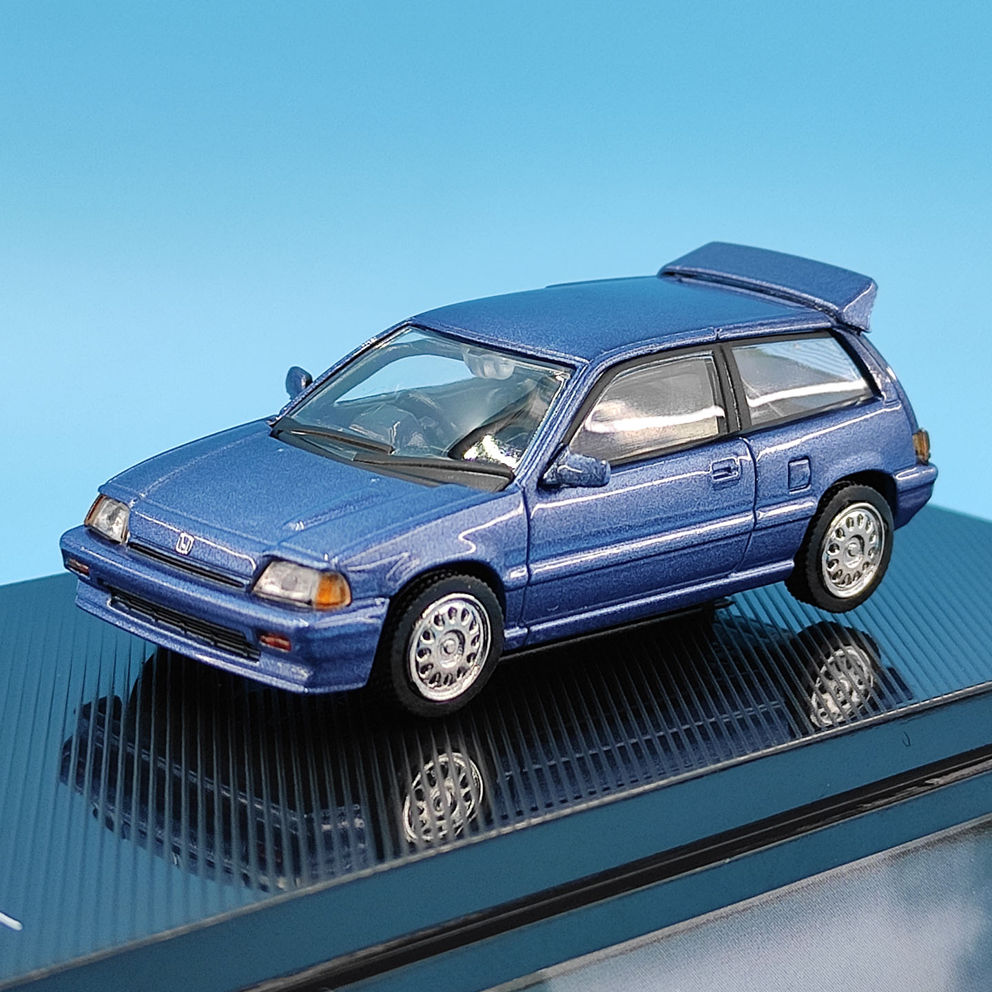 Modellino Auto in Scala 1:64 J - Car Care recensione e prezzo